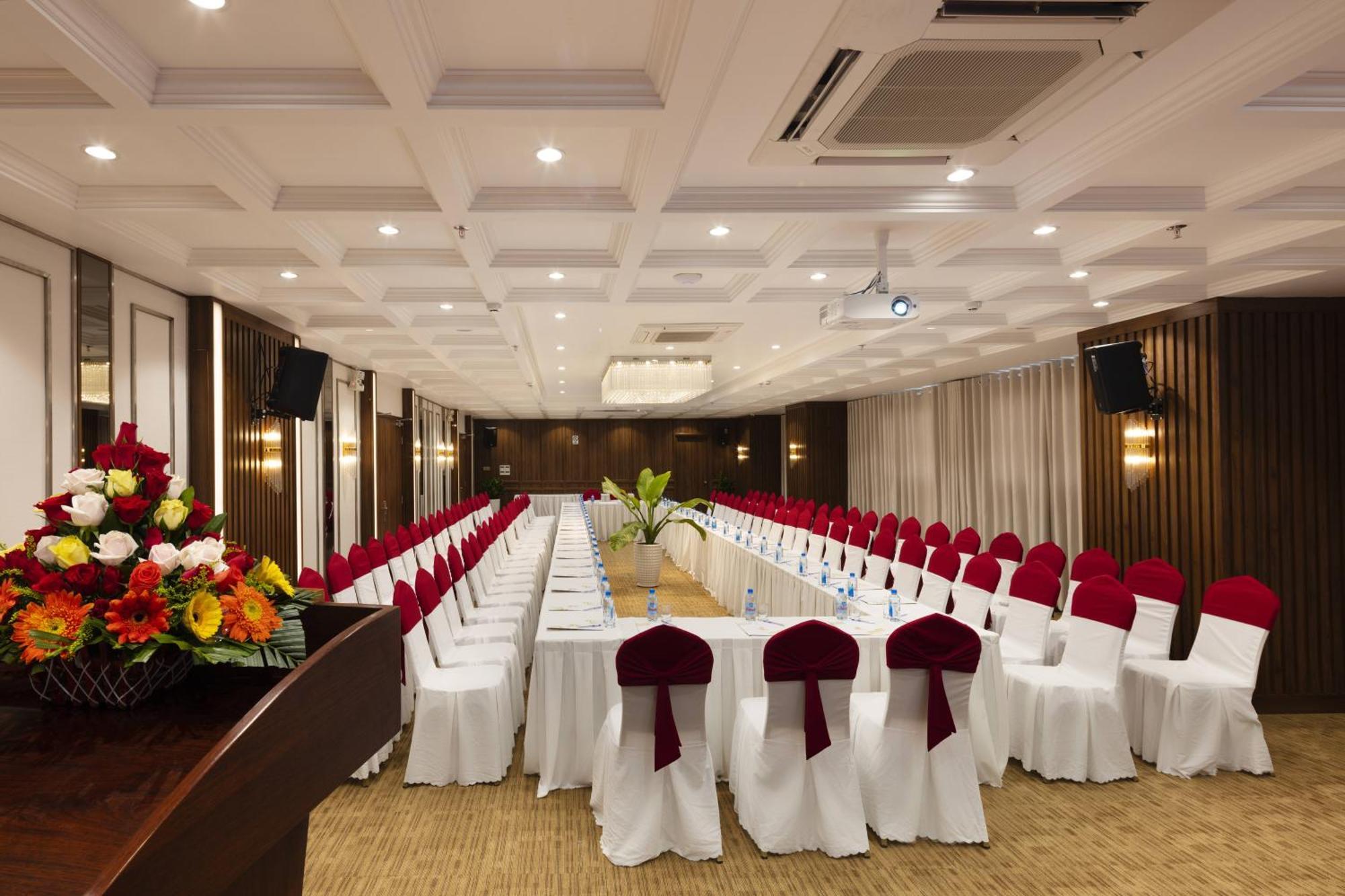 Daphovina Hotel Nha Trang Exterior foto